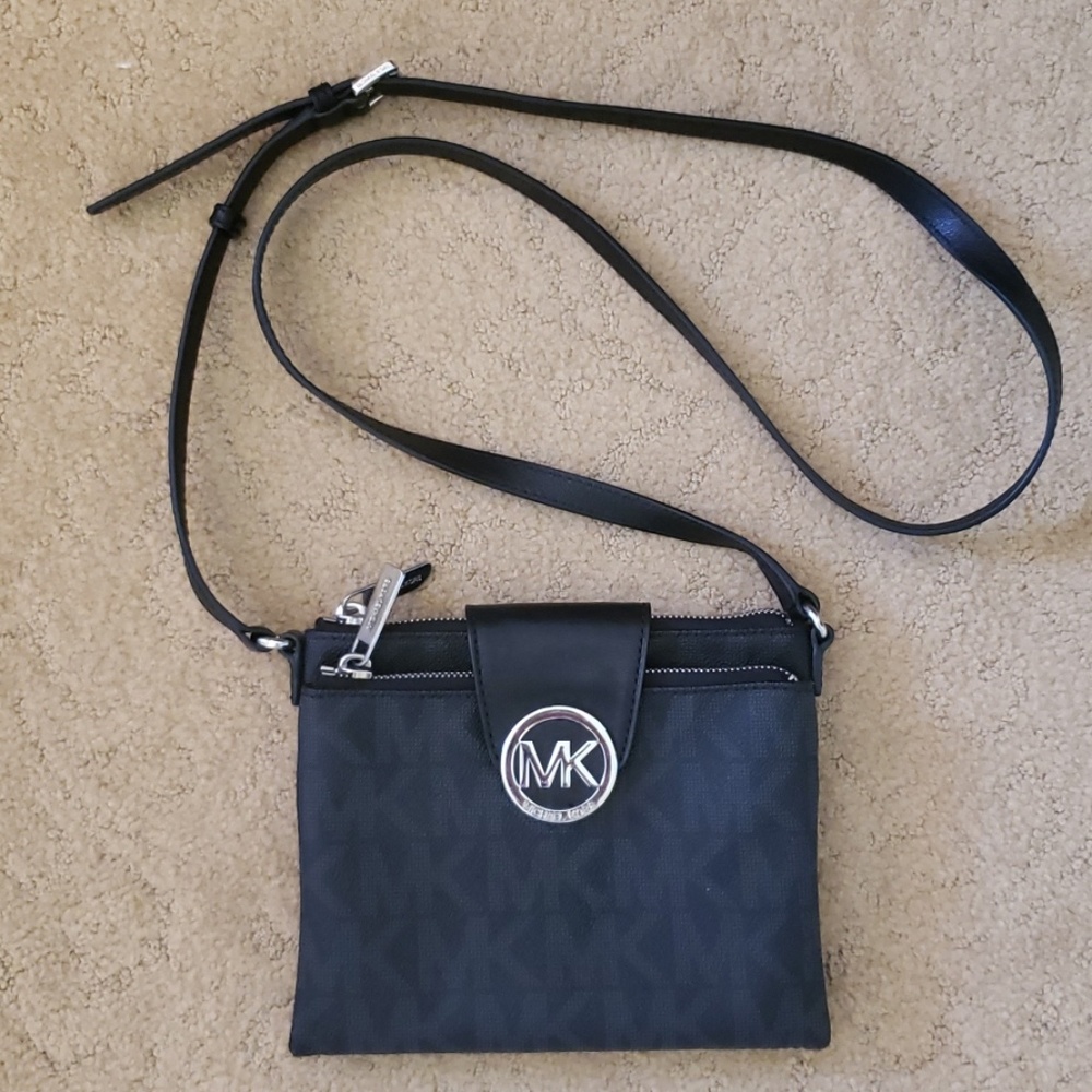 Michael Kors MK Crossbody Bag Black/Silver